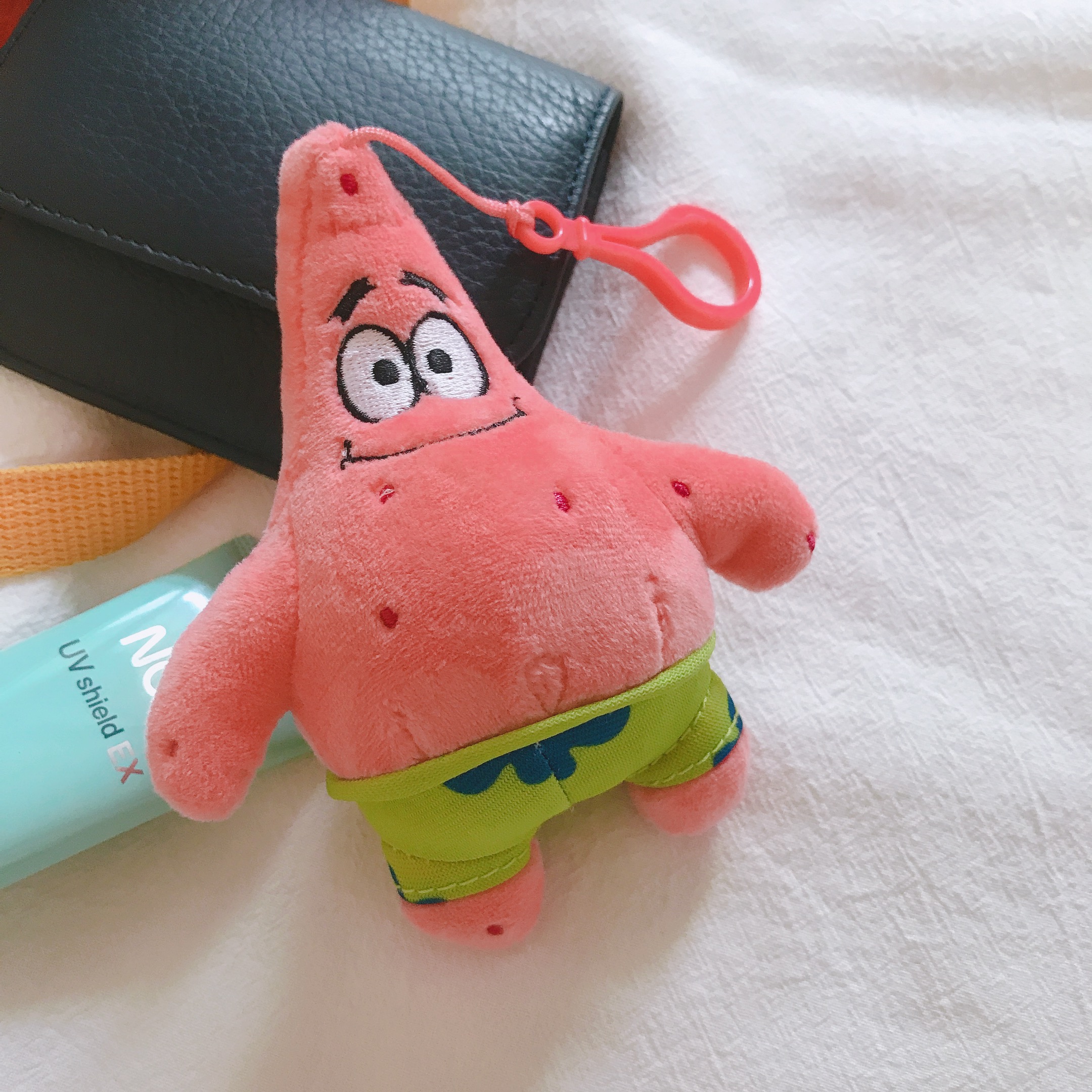 enmastudio可爱海绵宝宝派大星毛绒公仔挂件书包挂饰女生钥匙扣13cm