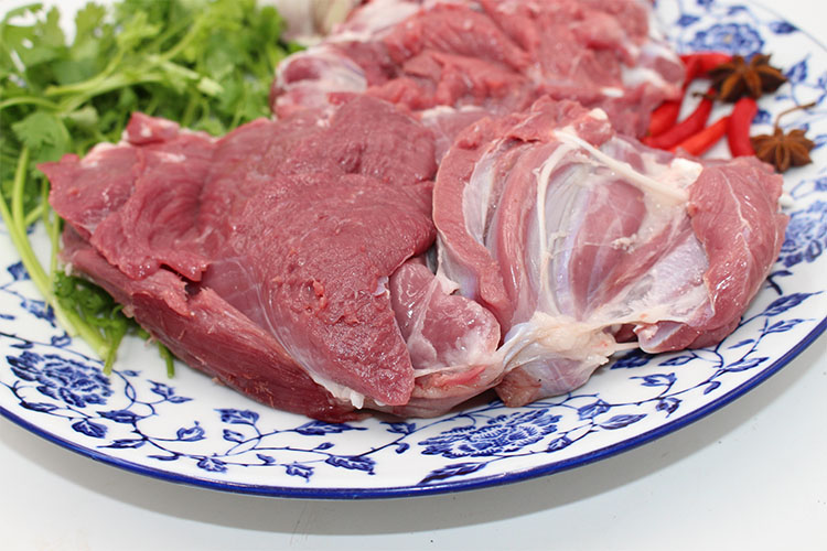 生羊肉3斤去皮去骨新鲜羊肉产发