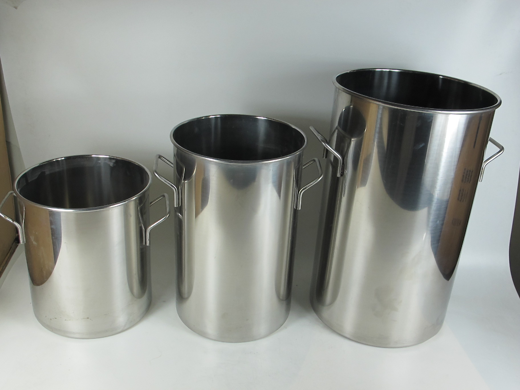 不锈钢汤桶加盖不锈钢桶定做304高身米桶带盖圆桶加厚水桶汤锅粥桶