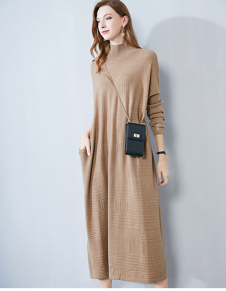 时尚都市厚薄:常规袖长:长袖袖型:常规袖领型:立领裙长:中长裙裙型