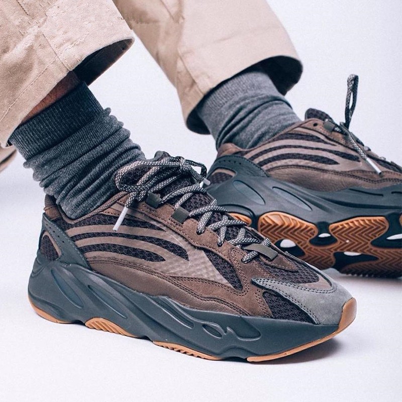 阿迪达斯 yeezy 350 v2 boost限量侃爷椰子运动鞋跑鞋b37571【价格