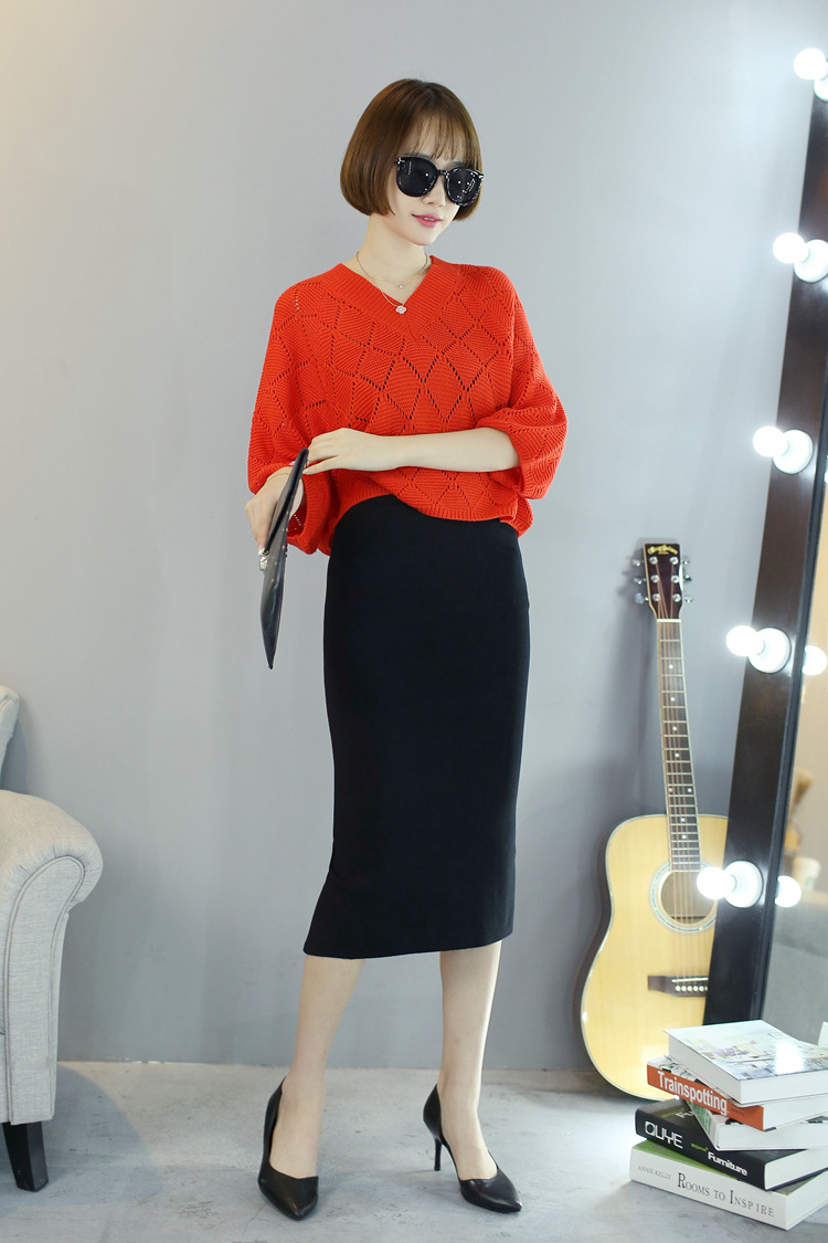 超级新品 迪鲁奥(diluao)秋冬上新2019新款女宽松毛衣裙子两件套装