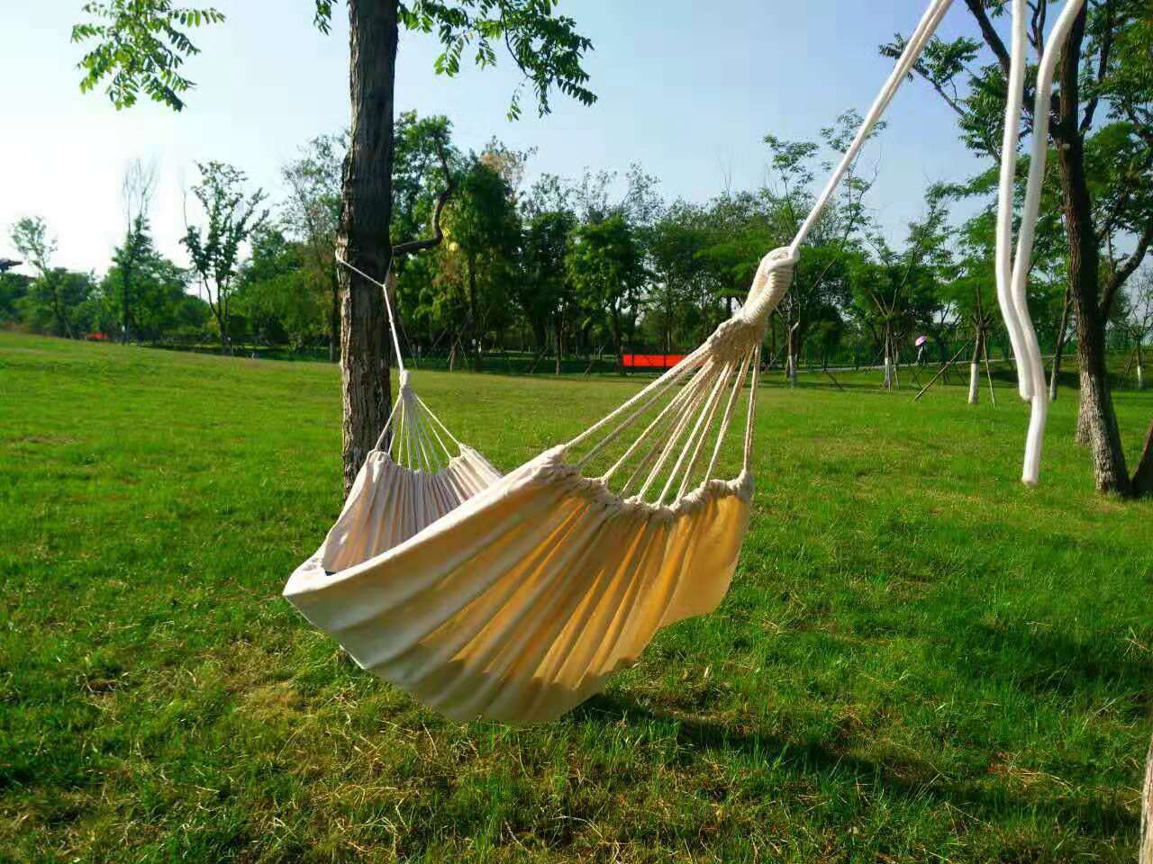 户外防侧翻彩虹吊床帆布吊床野营露宿秋千单人吊床 双人红黄条