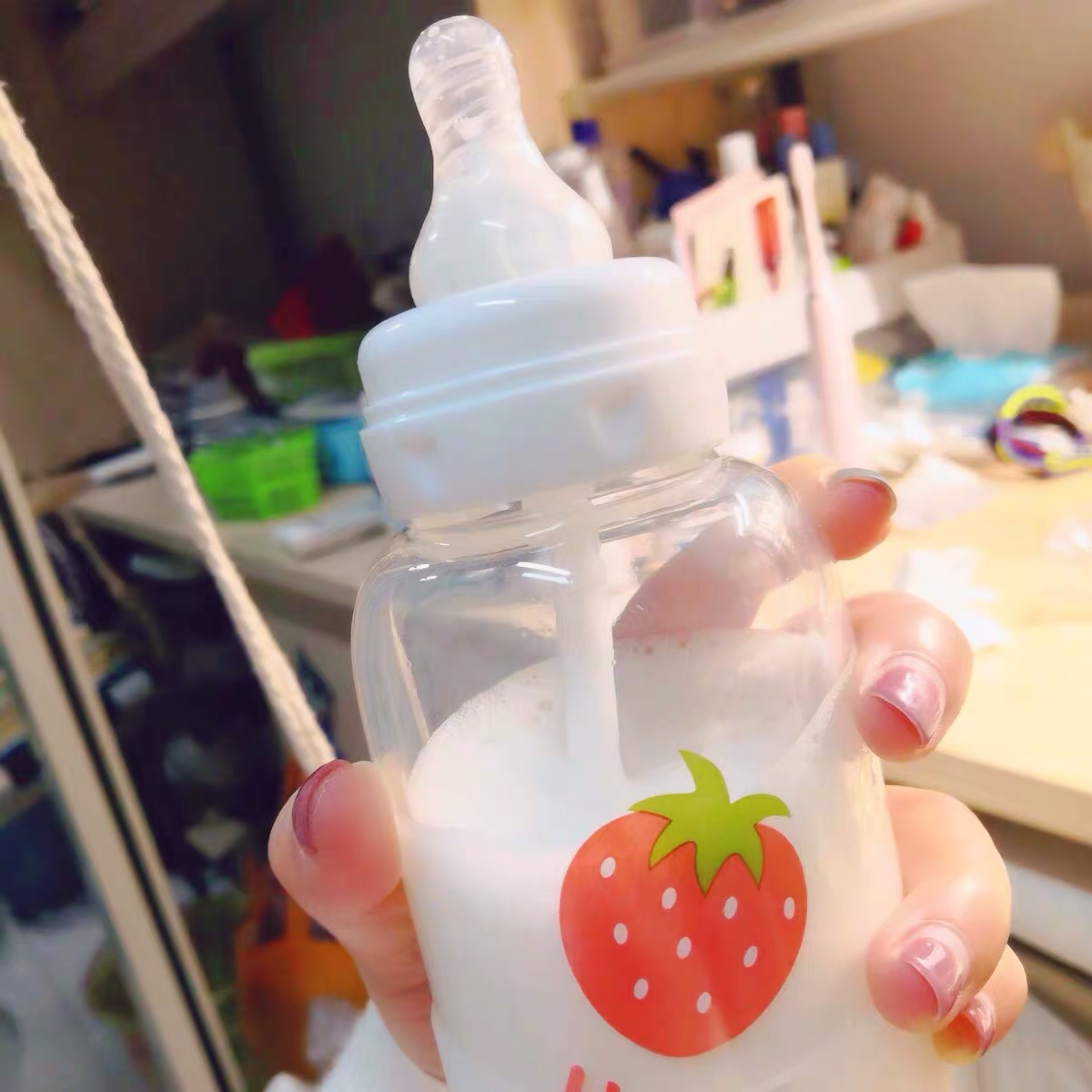 水具水杯奶瓶大人学生少女心创意可爱韩版带刻度吸管嘴耐热玻璃水杯子