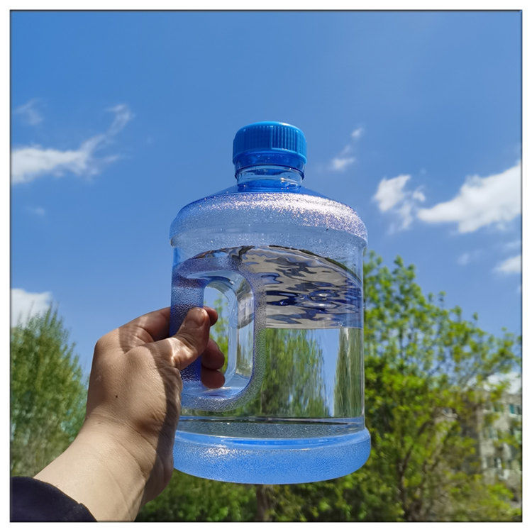 大水杯3l大容量夏季塑料防摔户外大3000ml便携防烫运动健身水壶