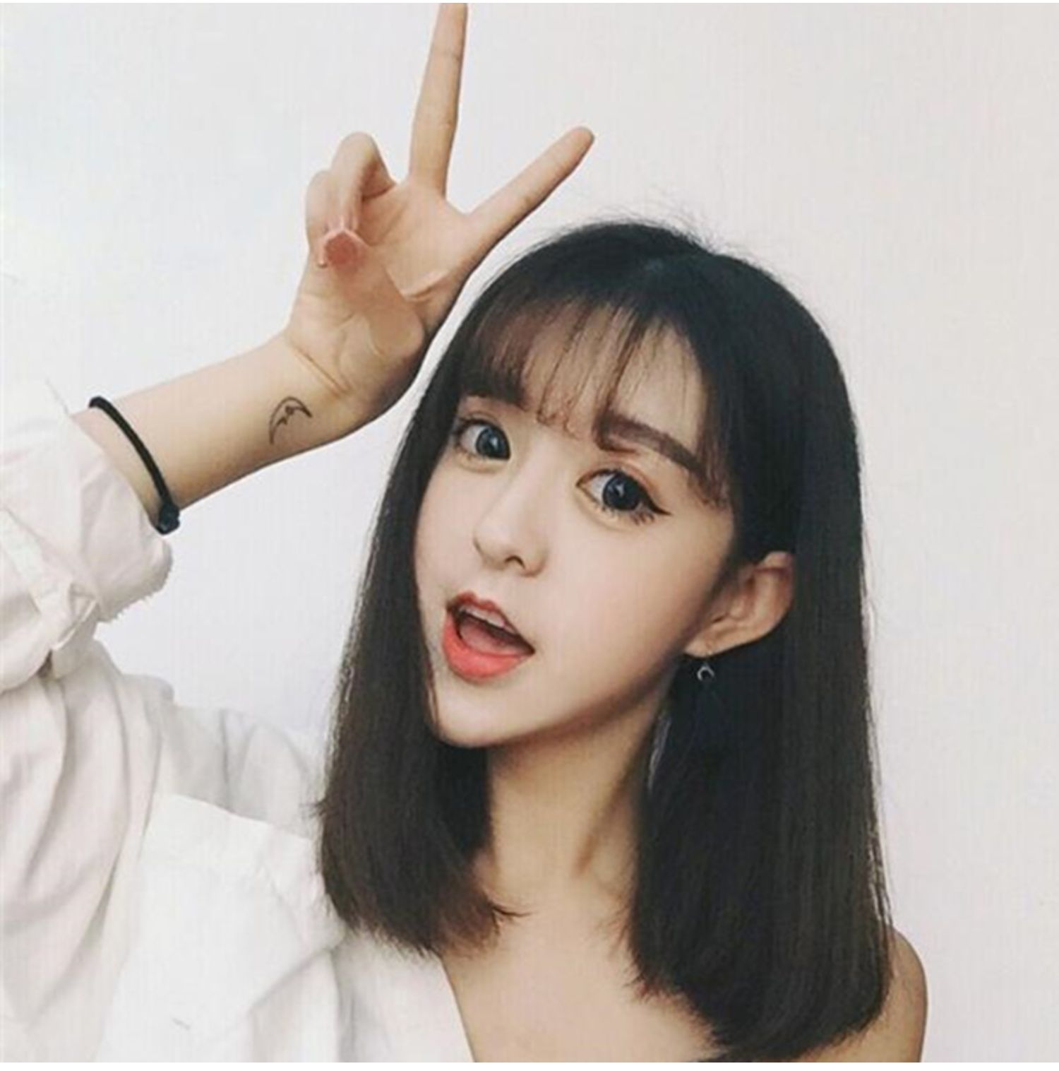 网红假发女可爱中长发逼真自然锁骨齐肩蓬松黑色短直发无痕全头套 你