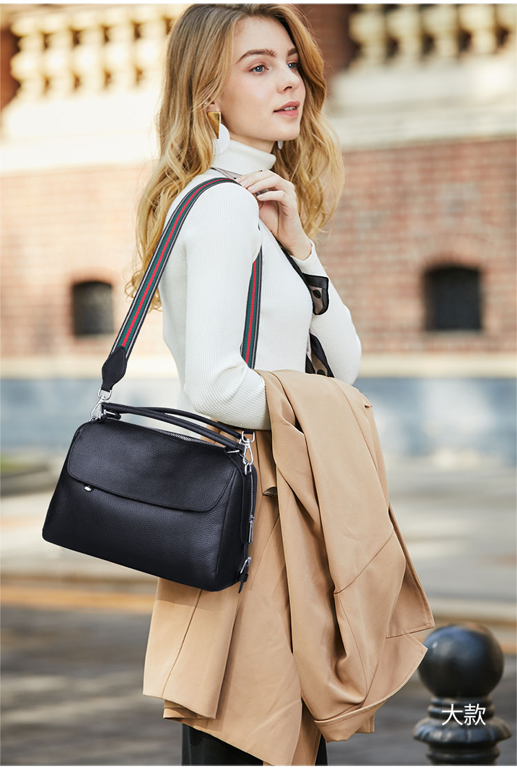 曼尼琼诗轻奢欧洲站手提斜跨小包女2020新款潮时尚真皮宽带斜挎包女单