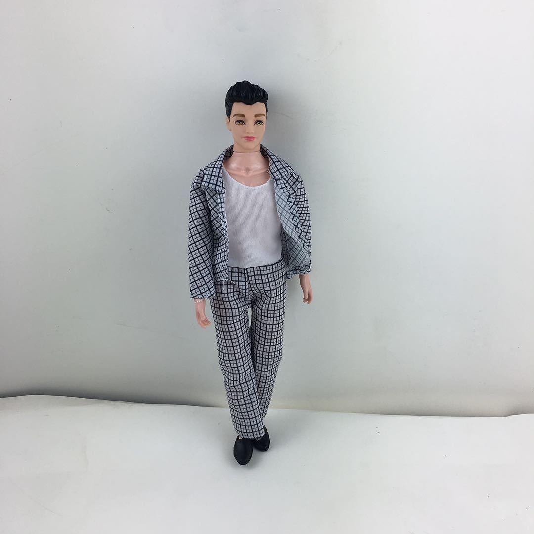 怀孕芭比娃娃王子小宝宝婴儿孕粉一家人男孩女孩过家家生日礼物黑衣