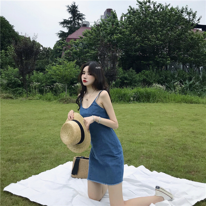 帝舒莱扑啦啦韩风高腰显瘦吊带牛仔连衣裙女性感包臀短裙夏2019流行