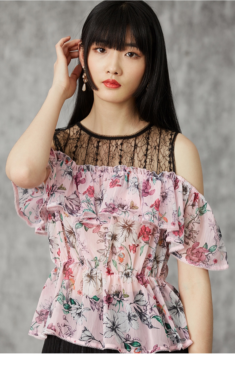 菲儿女装2020夏一字肩荷叶边上衣女露肩蕾丝拼接衬衫