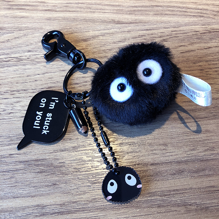 宫崎骏挂件龙猫公仔钥匙扣女可爱卡通毛绒黑煤球迷你书包挂饰