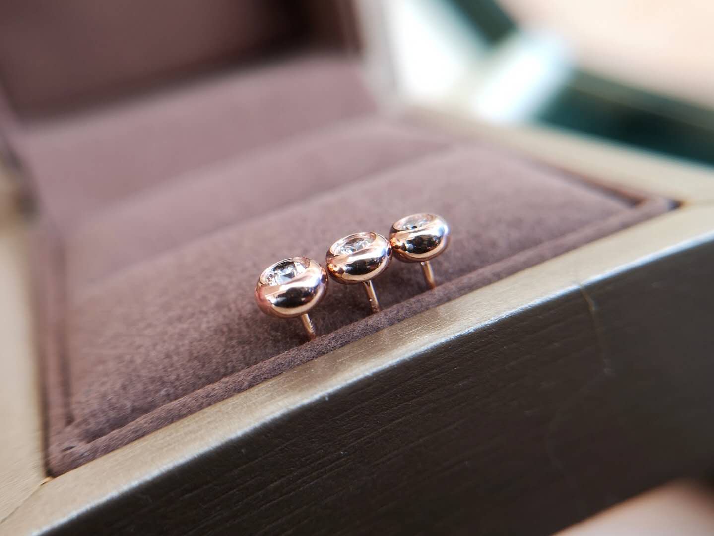 佰黛18k金包镶10分15分泡泡钻石白k金耳钉男女单只玫瑰金耳骨钉 拧