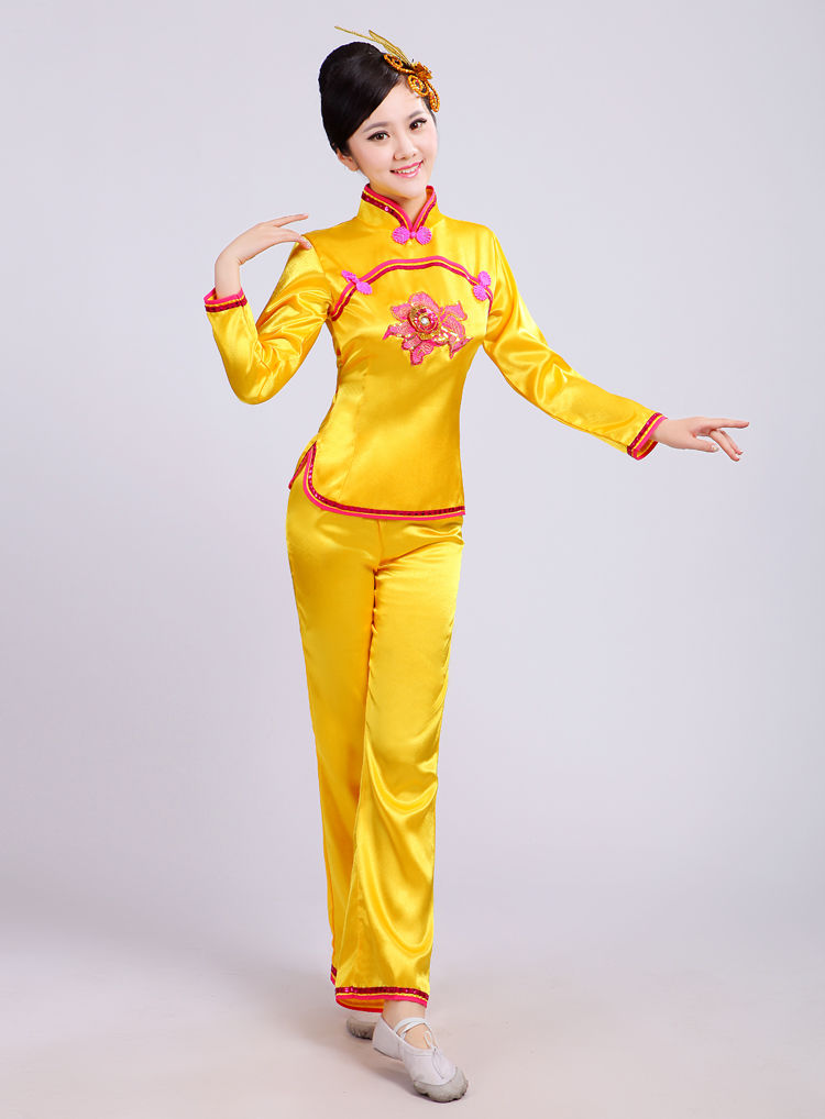 秧歌服装女中老年跳舞衣服2020新款扇子舞蹈演出服广场舞套装成人红色