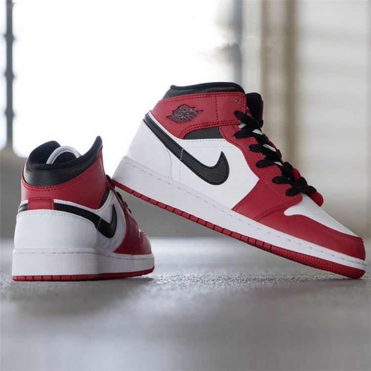 乔丹(jordan)篮球鞋 [限量款]nike耐克air jordan 1 mid (aj1)中帮男