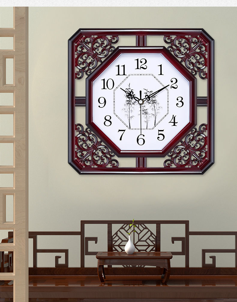 新中式挂钟简约镂空雕花古典静音钟表客厅卧室仿古田园艺术石英钟方形