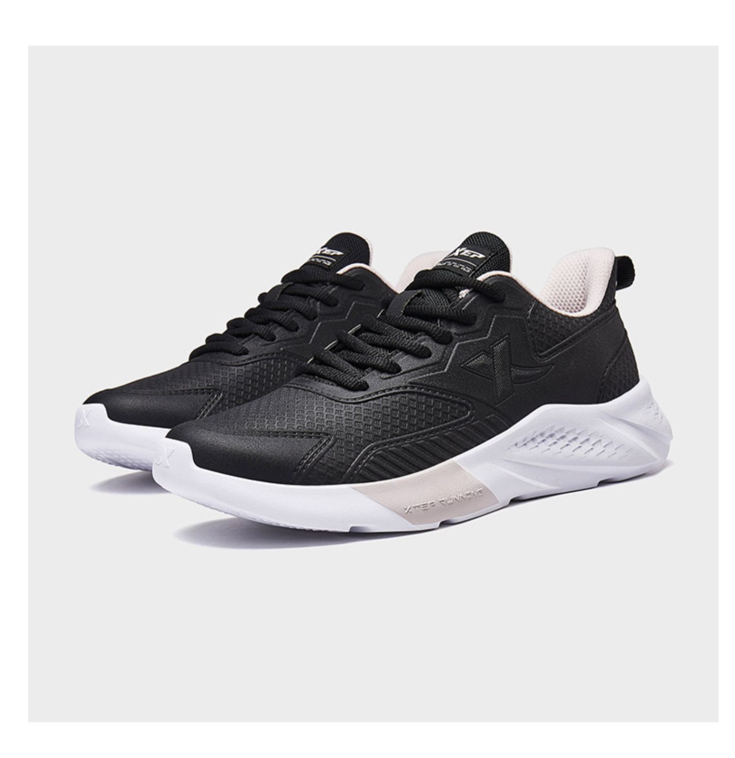 特步老爹鞋女软底轻便皮面网面拼接四季防水专卖店休闲运动鞋女