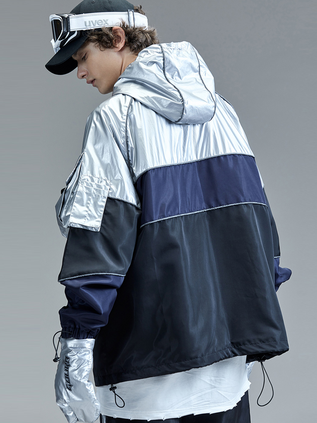 古由卡guuka嘻哈运动银色套头反光镭射防风外套男士风衣