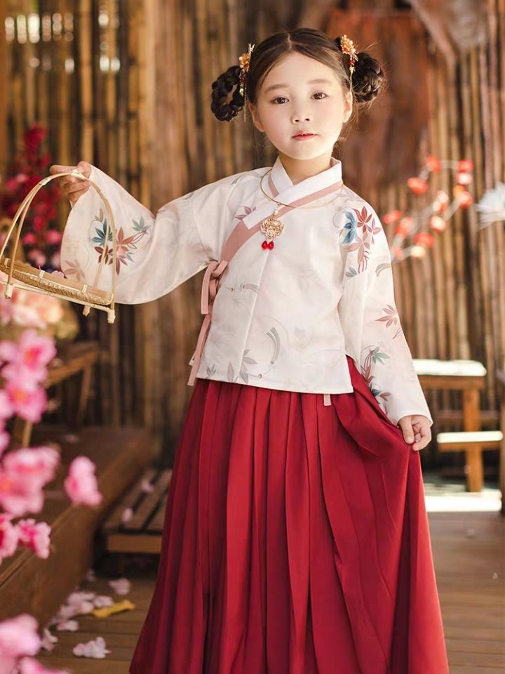 小女孩俏皮中国风发型图片