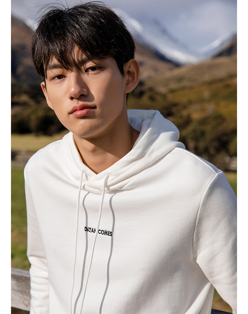 2005白色连帽卫衣男2019秋季新款套头帽衫男士纯棉带帽上衣