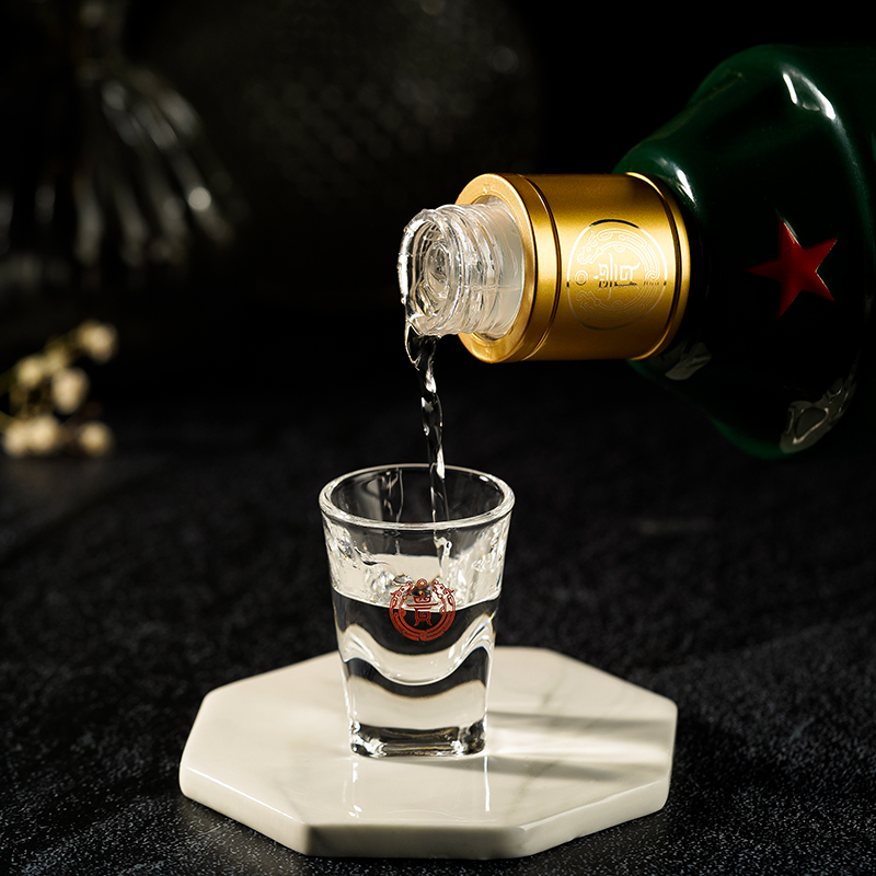 君道贵酿军酱1927大曲坤沙酱香型白酒500ml年货礼盒装粮食酒聚会酒