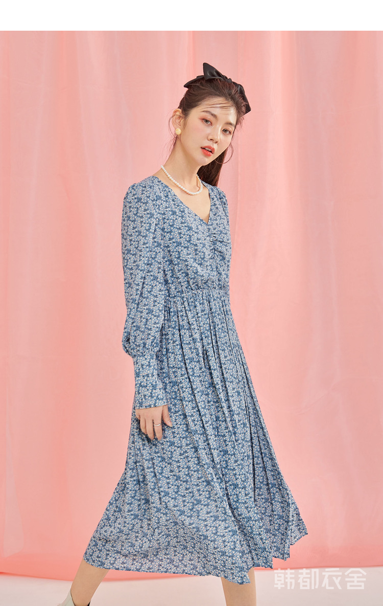 韩都衣舍碎花裙女2021春装新款复古风泡泡袖长袖连衣裙女mx10314