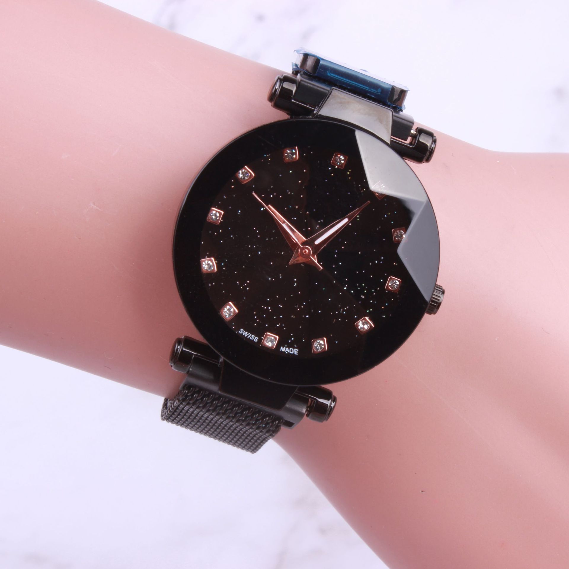 吸铁石网红抖音同款手表星空时尚网带懒人手表女一件